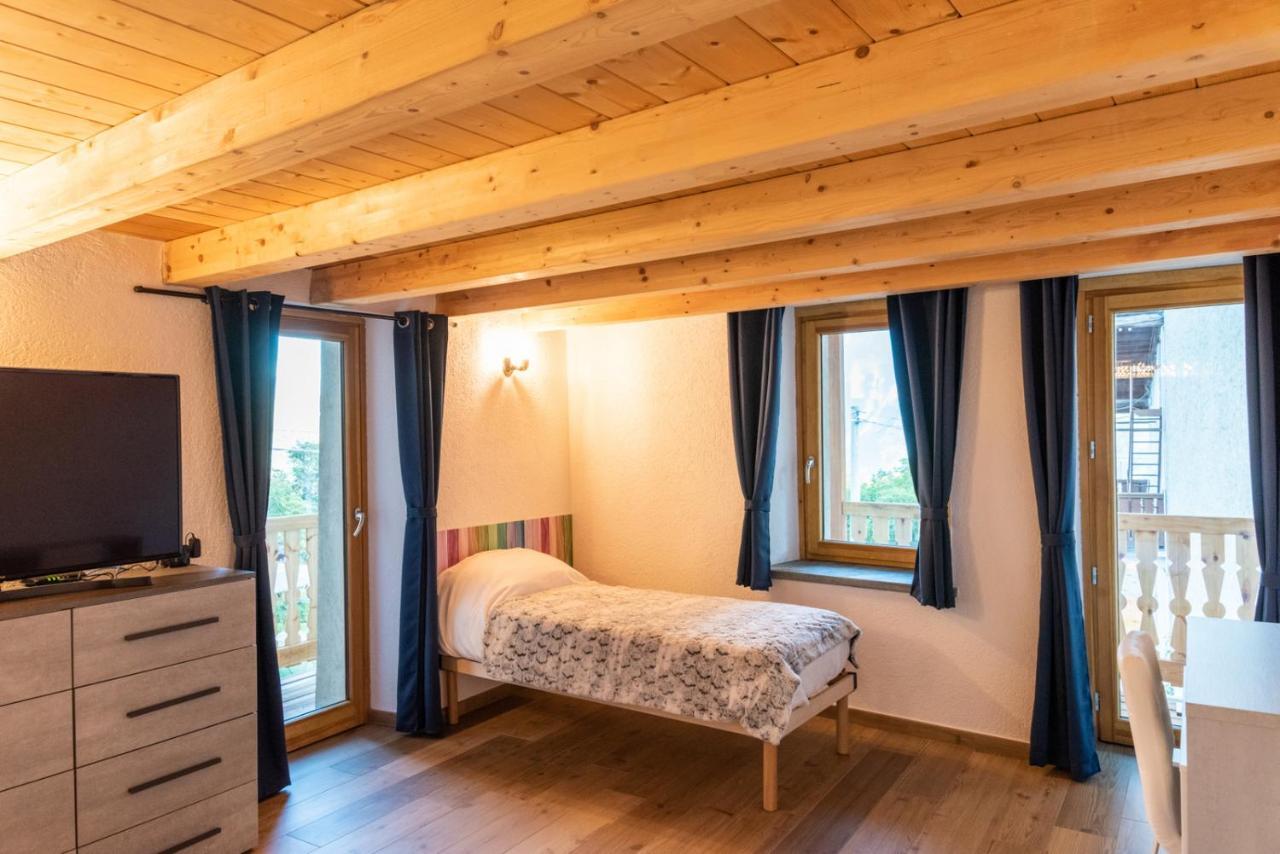 Rayon De Miel Villa Aosta Eksteriør bilde
